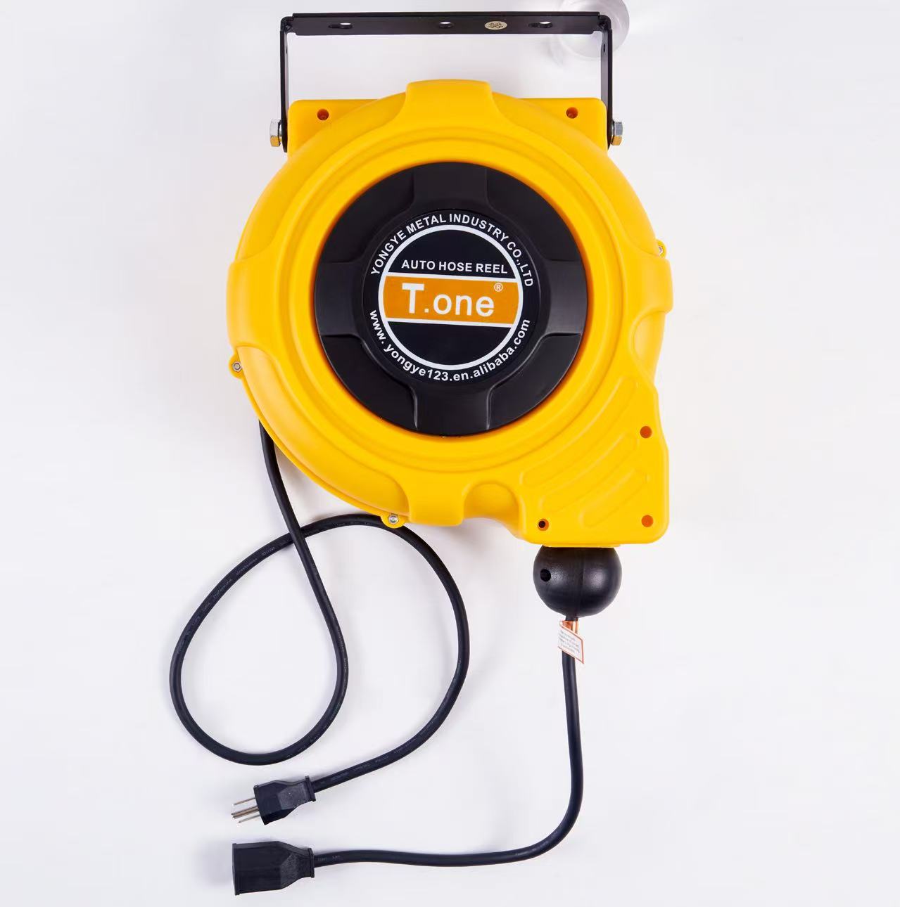 Настенный автоматический выдви – обзор и цена Electric Reel